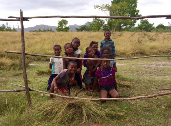 Children-at-the-campsite-750×554